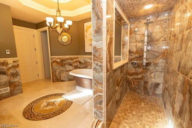 Building Photo - 3600 Oxford Cir