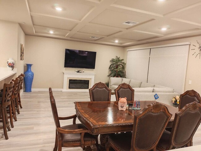 Building Photo - 6740 Stella Rosa Ct