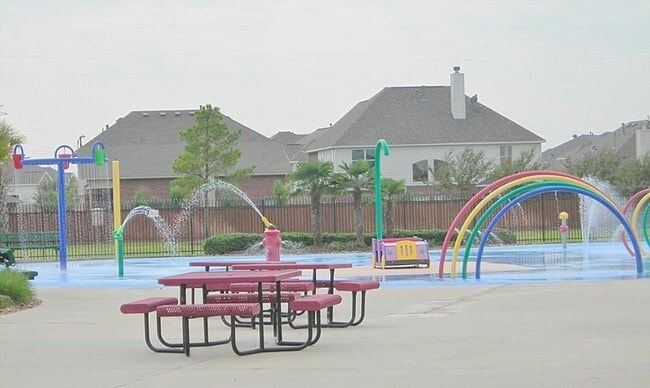 Building Photo - 10206 Hahns Peak Dr