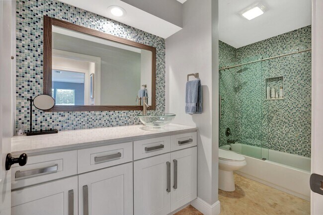 Building Photo - 13708 Whispering Lakes Ln