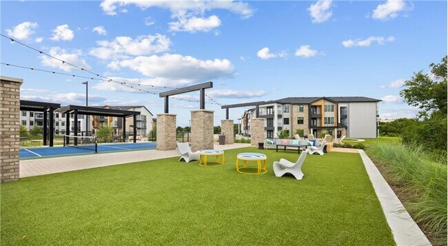 Building Photo - 12601 McCallen Pass