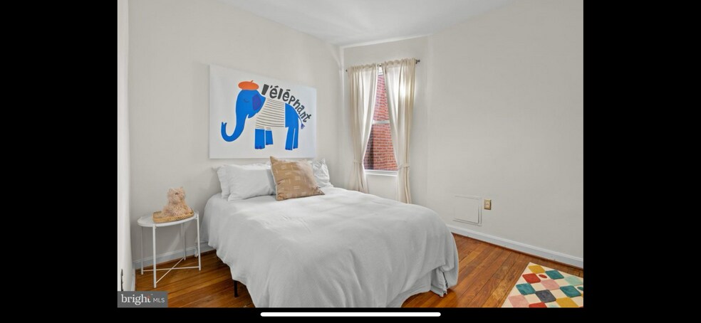 2nd bedroom, set differently - 772 Harvard St NW