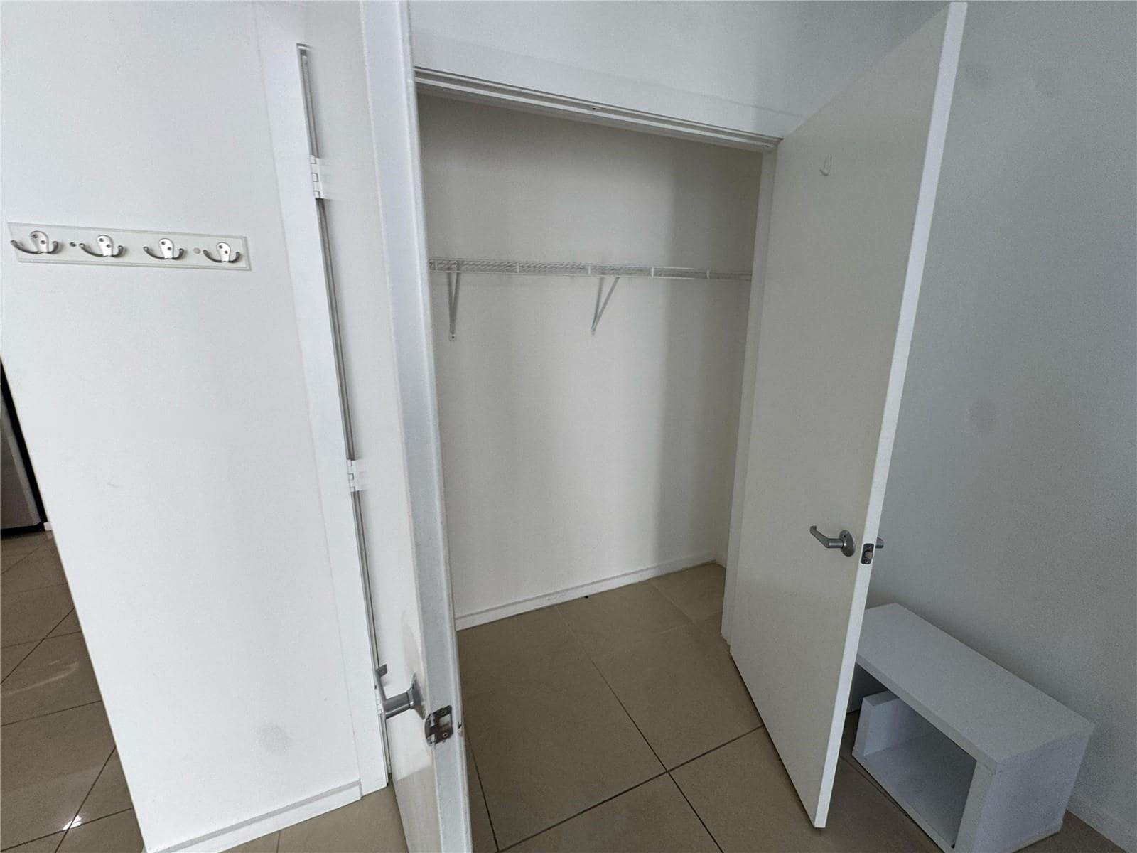 Building Photo - 1050 Brickell Ave