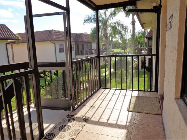 Building Photo - 7250 Golf Colony Ct