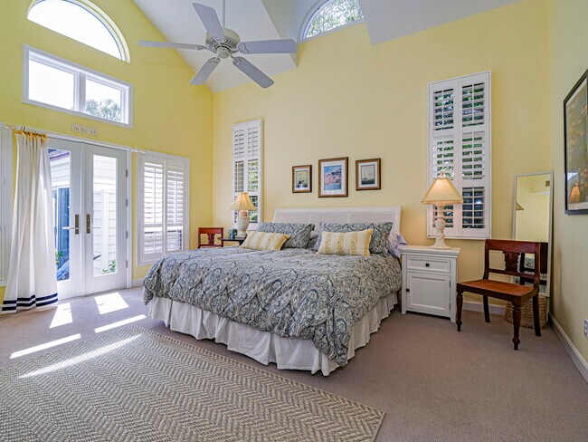 Building Photo - 8367 Baytree Dr