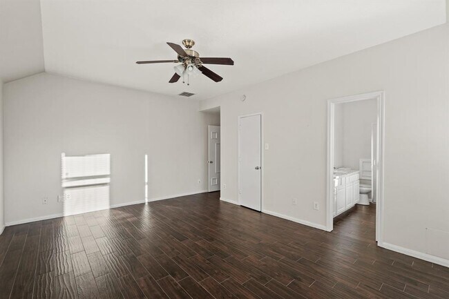 Building Photo - 5823 Creektrace Ln