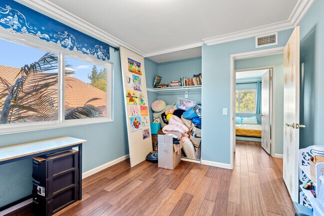 Building Photo - Spacious 4BR Family Retreat w Private Pool