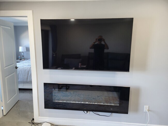 Building Photo - 7430 S Ocean Dr
