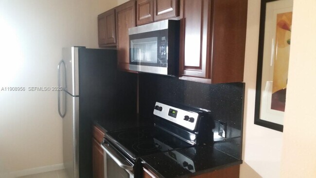 Building Photo - 1719 Lincoln St