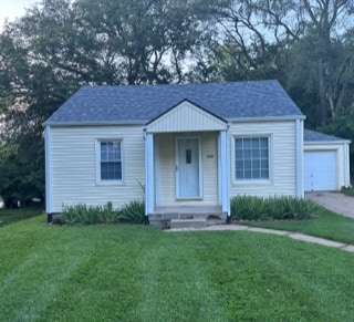 Primary Photo - 1030 O'Malley Cir