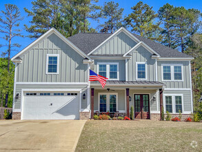 Building Photo - 559 River Oaks Ln