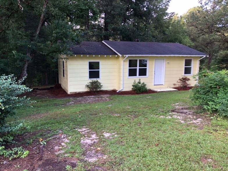 Building Photo - 2670 W Central Rd