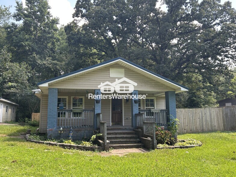Primary Photo - 221 Virginia Dr