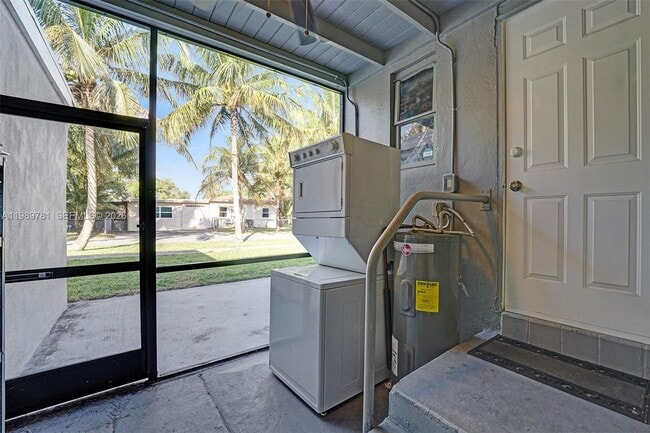 Building Photo - 529 NW 8th St