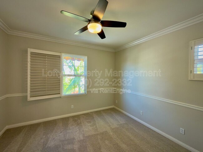 Building Photo - 13073 Dressage Ln