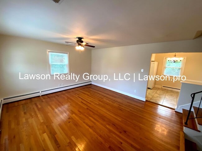Building Photo - 1706 Glendon Rd