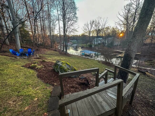 Building Photo - 254 Beaten Path Rd