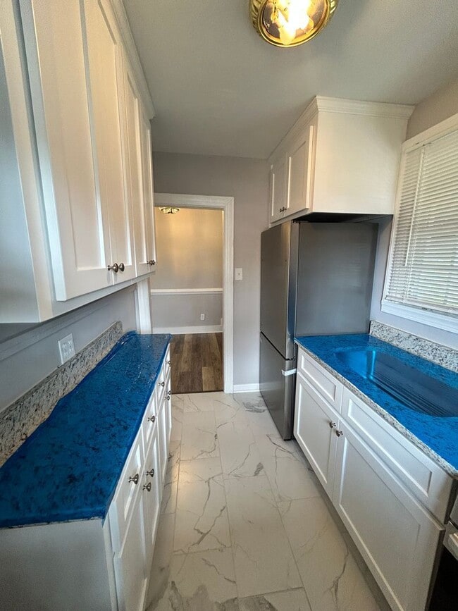 Building Photo - 100 Mardick Rd