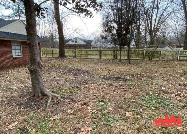 Building Photo - 7815 Armour Rd