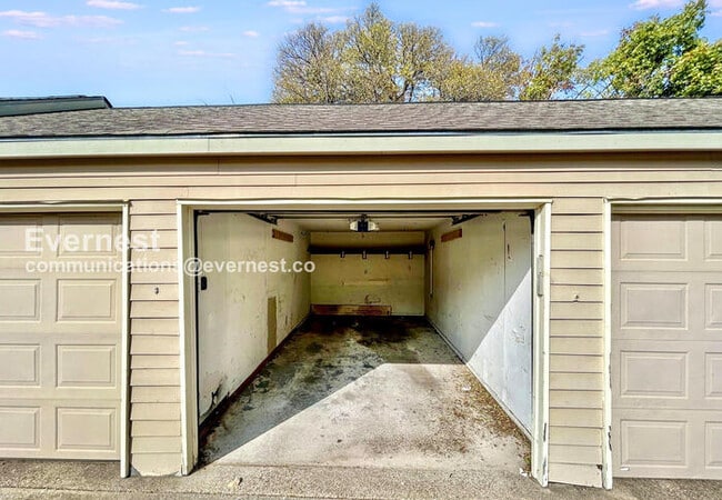 Building Photo - 5565 Preston Oaks Rd