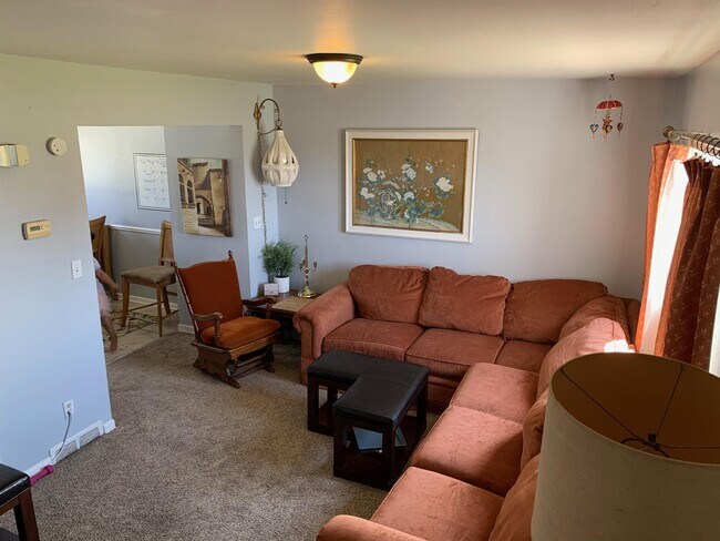 Building Photo - 726 Edgemont Blvd