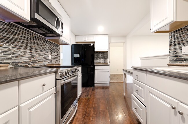 Kitchen View 2 - 675 Shelton Ave NE