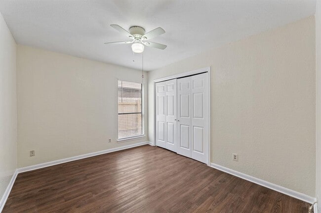 Building Photo - 2518 Howellwood Way