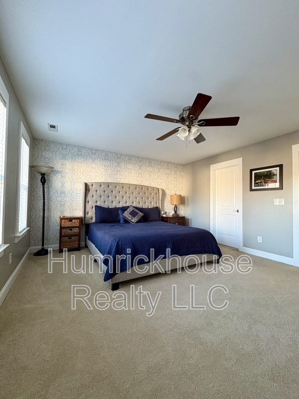 Building Photo - 515 Dubois Court