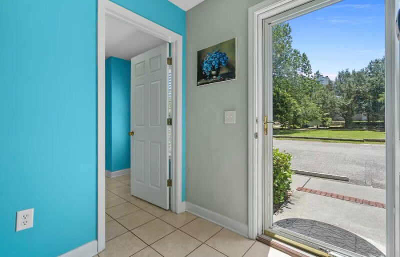 Building Photo - 2200 Crow Ln