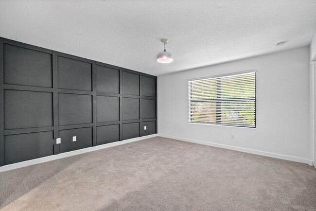 Building Photo - 6001 Woods Edge Cir