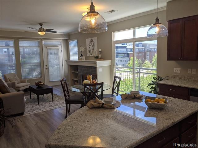Building Photo - 10176 Park Meadows Dr