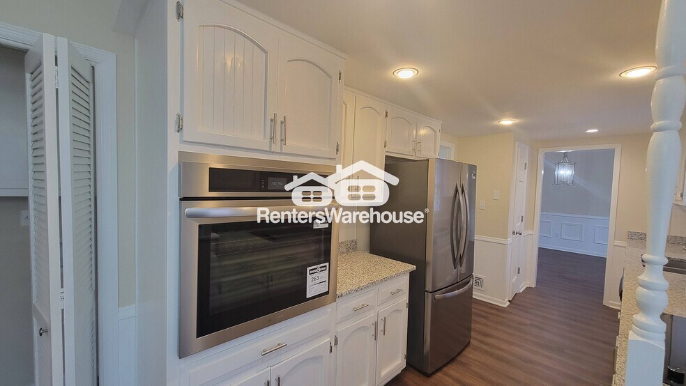 Building Photo - 4360 Melanie Woods Dr