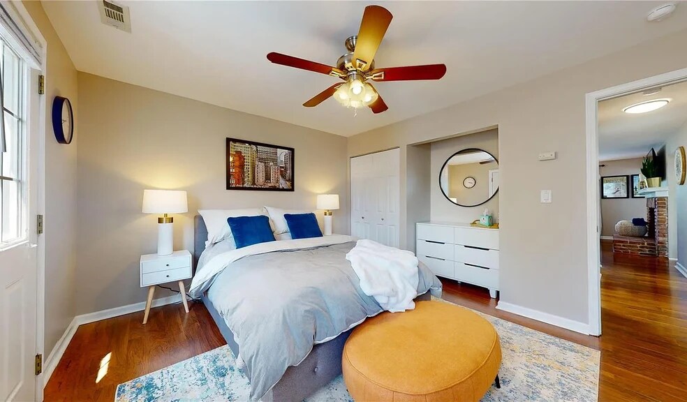 Building Photo - 2310 Rutger St