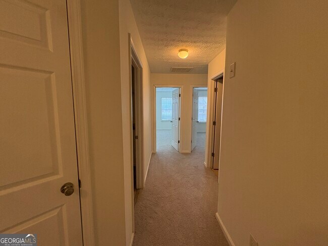 Building Photo - 2485 Emma Way NW