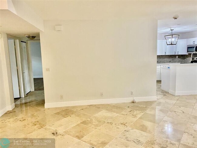 Building Photo - 5357 Buckhead Cir