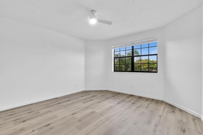 Building Photo - 11225 W Atlantic Blvd