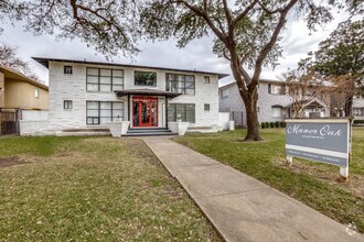 Building Photo - HYA Oak Lawn