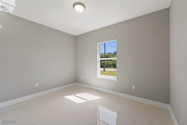 Building Photo - 524 Kingsbury Ln
