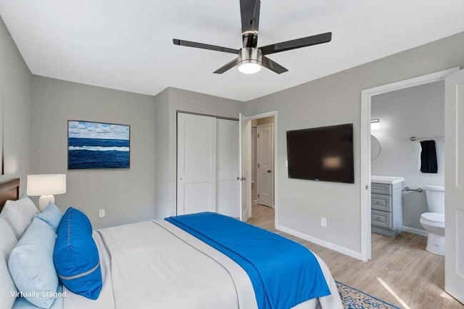 Building Photo - Washington Court Apartments- Newly Renovated