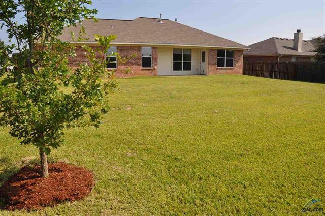 Building Photo - Stunning 3 Bedroom, 2 Bathroom in Flint!