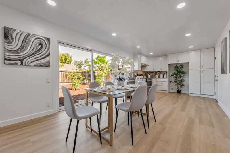 Building Photo - 4858 Rue Toulon Ct