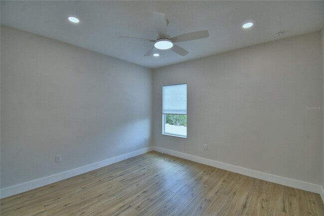 Building Photo - 2673 Calistoga Ave