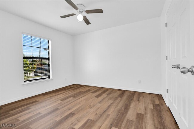 Building Photo - 1601 SW 12th Terrace