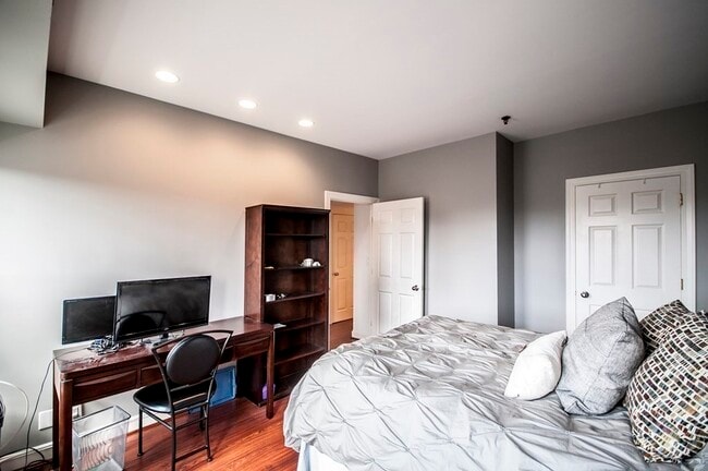 Building Photo - 416 Commonwealth Ave