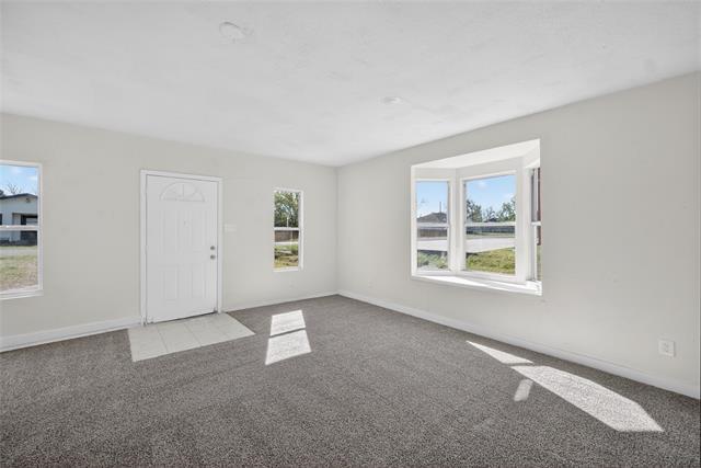 Building Photo - 2020 Midlake Rd