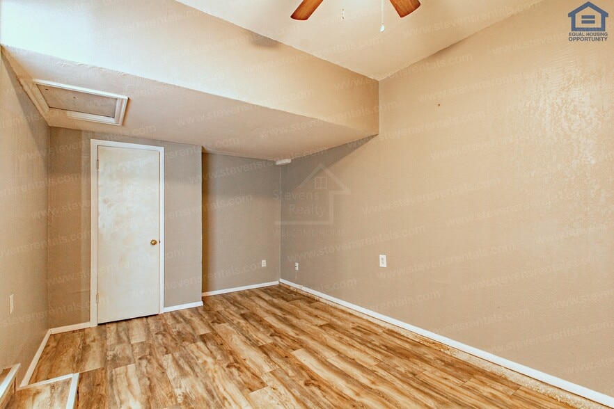 Building Photo - 2610 NW Lindy Ave