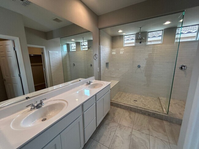 Building Photo - 17615 W San Juan Ave