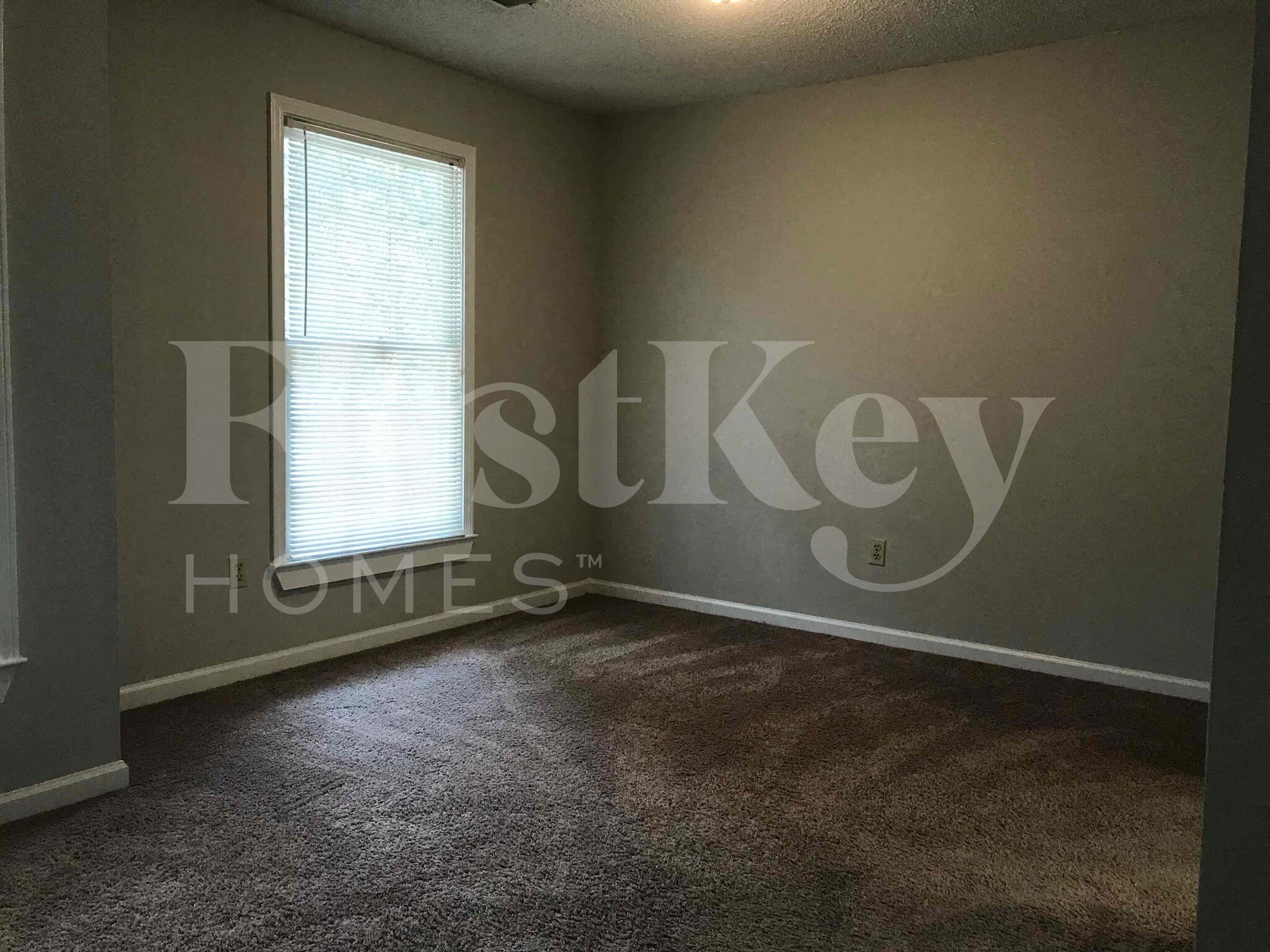 Building Photo - 1201 Creekwood Cove