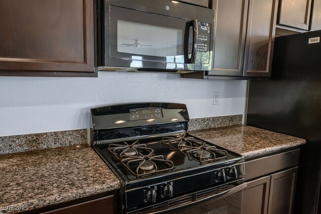 Building Photo - 9660 Pictou Ct