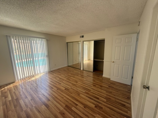 Building Photo - 328 E Ave R12